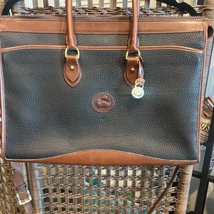 Dooney & Bourke Vintage Messenger Briefcase carry bag.